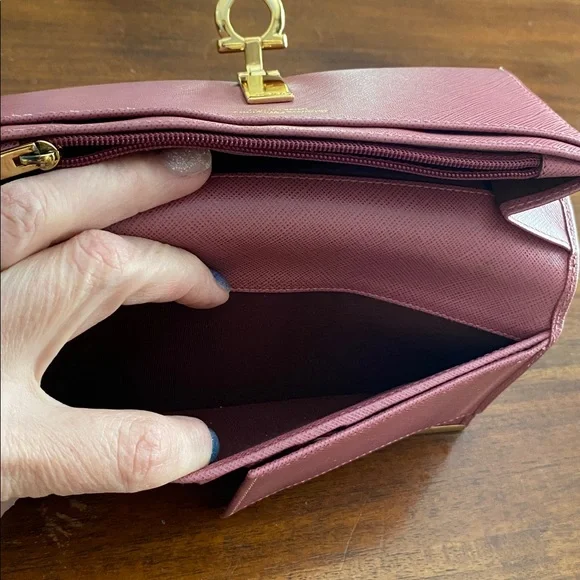 Salvatore Ferragamo wallet - Picture 10 of 14